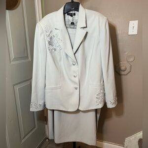 John Meyer Collection 2-Piece Women’s Suit - Powder Blue - 20W